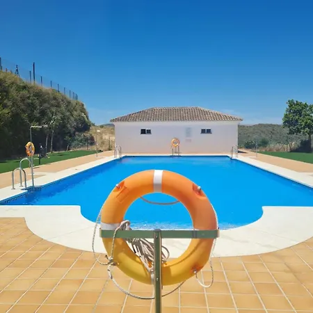 아파트 Chic And Cosy With A Pool 마닐바
